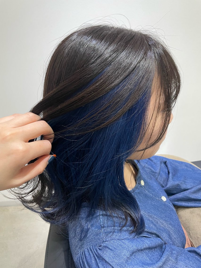 ミディアム ヘアカラー anB Bのヘアスタイル