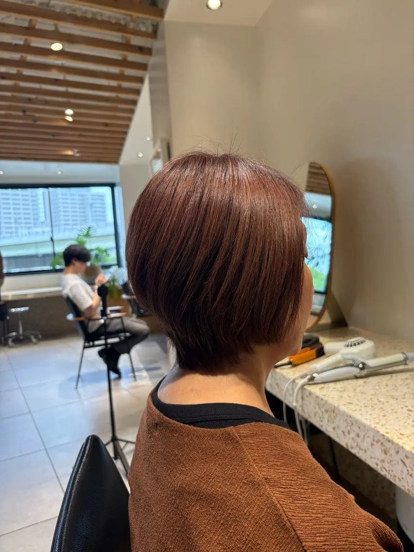 ショート ショートヘア カット ヘアカラー 白髪ぼかし/北浜 奥野 仁礼のヘアスタイル