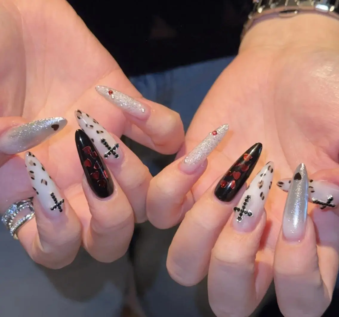 ネイル ハンドネイル ハンドケア 🍑 momo_nailのネイルデザイン