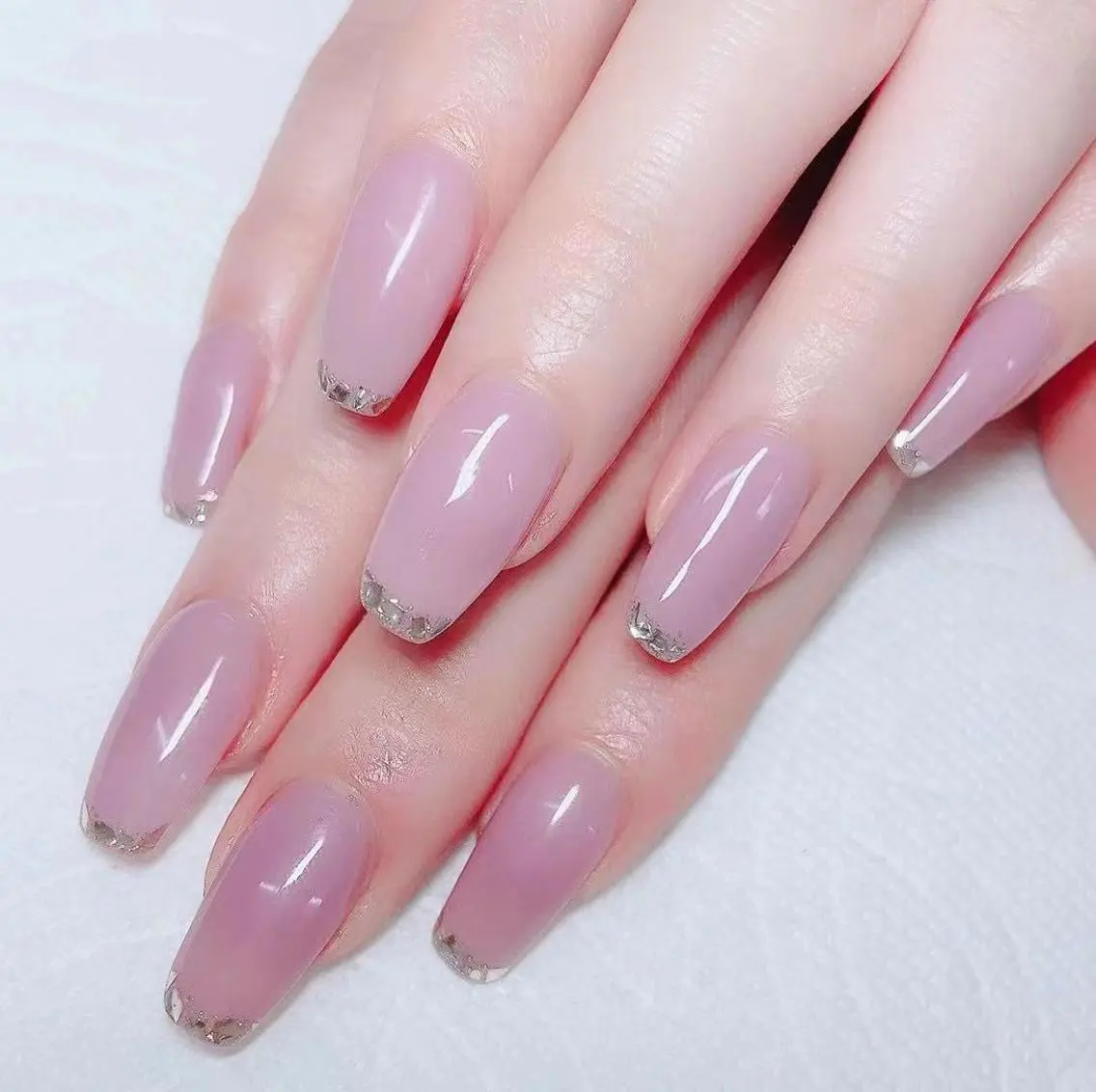 ネイル I-nailロング /ワンホン/キラキラのネイルデザイン