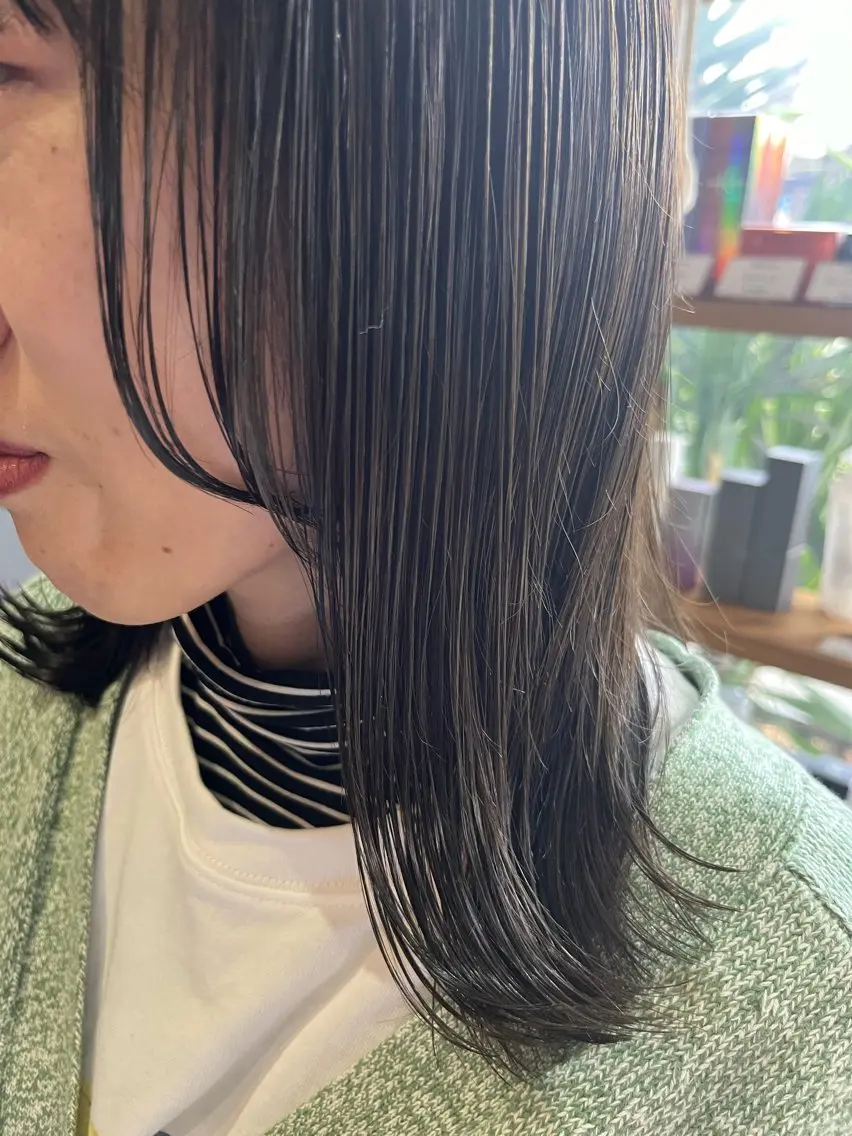 セミロング 顔周りカット 🩵FERIA 桃山台　足立あゆみのヘアスタイル
