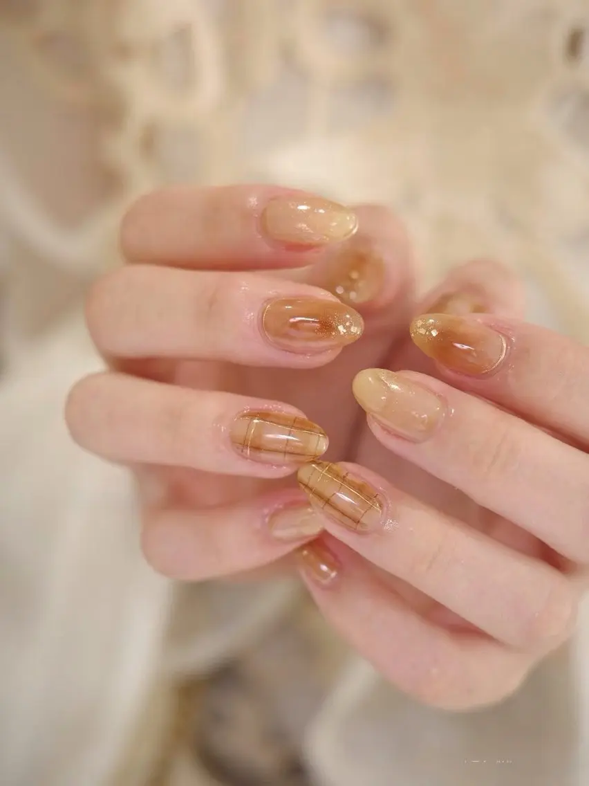 ネイル ニュアンスネイル ハンドネイル H&B せつかのネイルデザイン