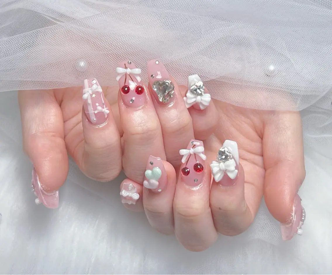 ネイル アートネイル オーロラネイル チークネイル 長さ出し フットネイル Miya _nailのネイルデザイン
