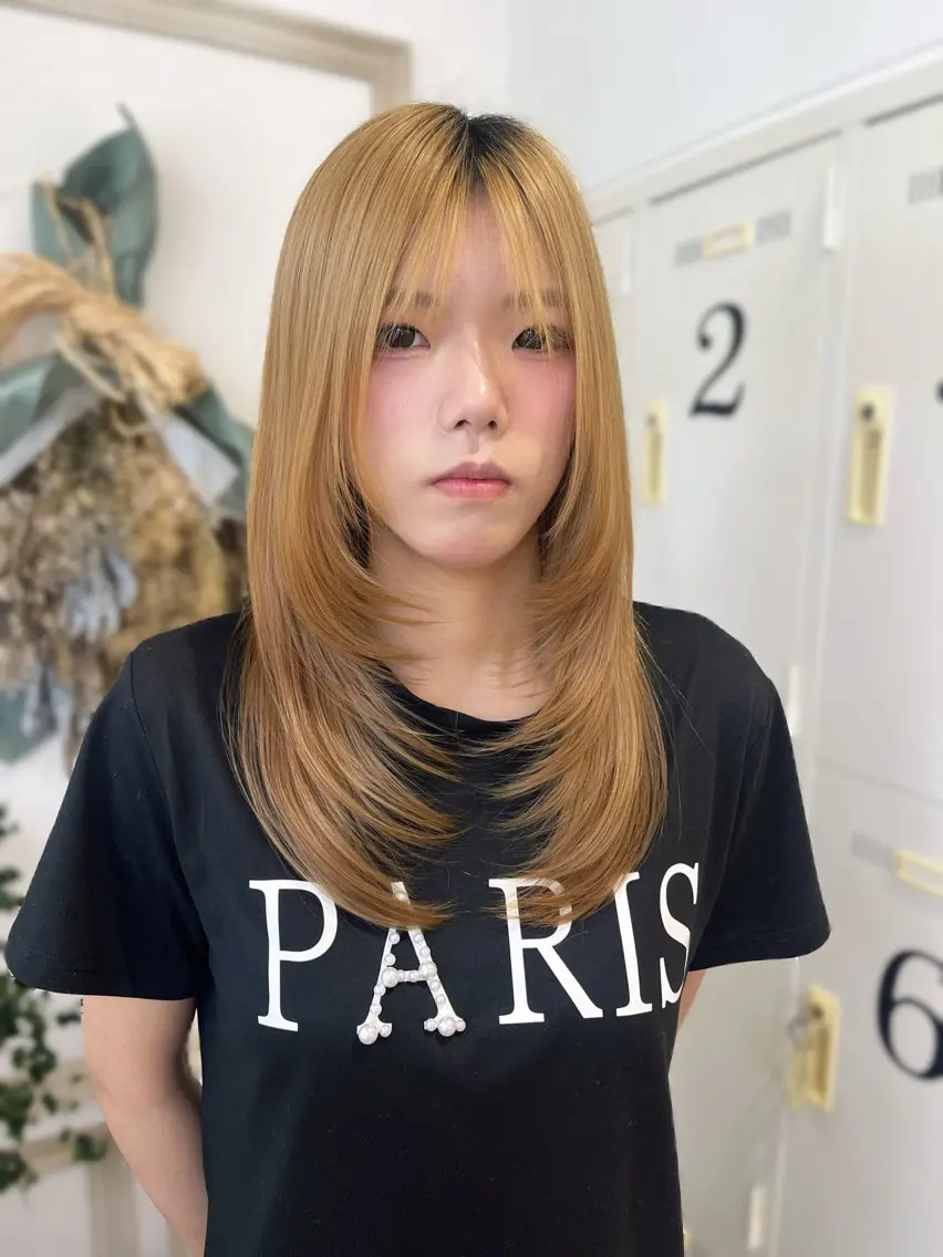 セミロング レイヤーカット カット merc.🐑🤍 山口夏希のヘアスタイル