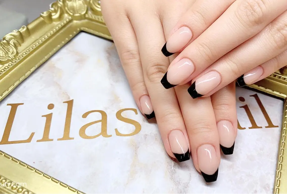 ネイル フレンチネイル ジェルネイル ハードジェル ロングネイル ニュアンスネイル Lilas Nailのネイルデザイン