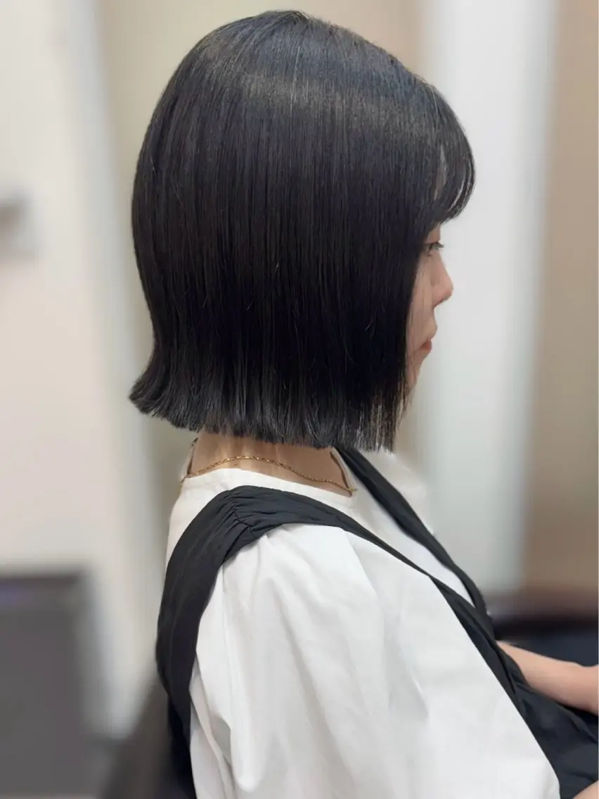 ショート ボブ 外ハネヘア カット ヘアカラー トリートメント たぴ。ぱつっとボブ/ つや髪🍒髪質改善のヘアスタイル
