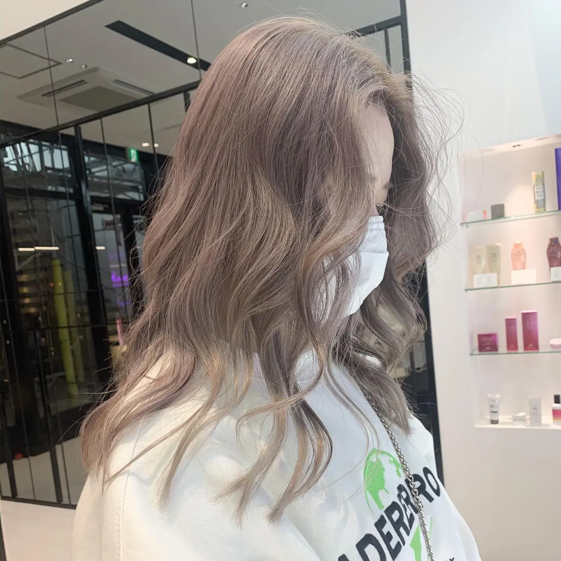セミロング カラー カット ヘアカラー トリートメント レイヤー/ブリーチ HIKARU ♡のヘアスタイル
