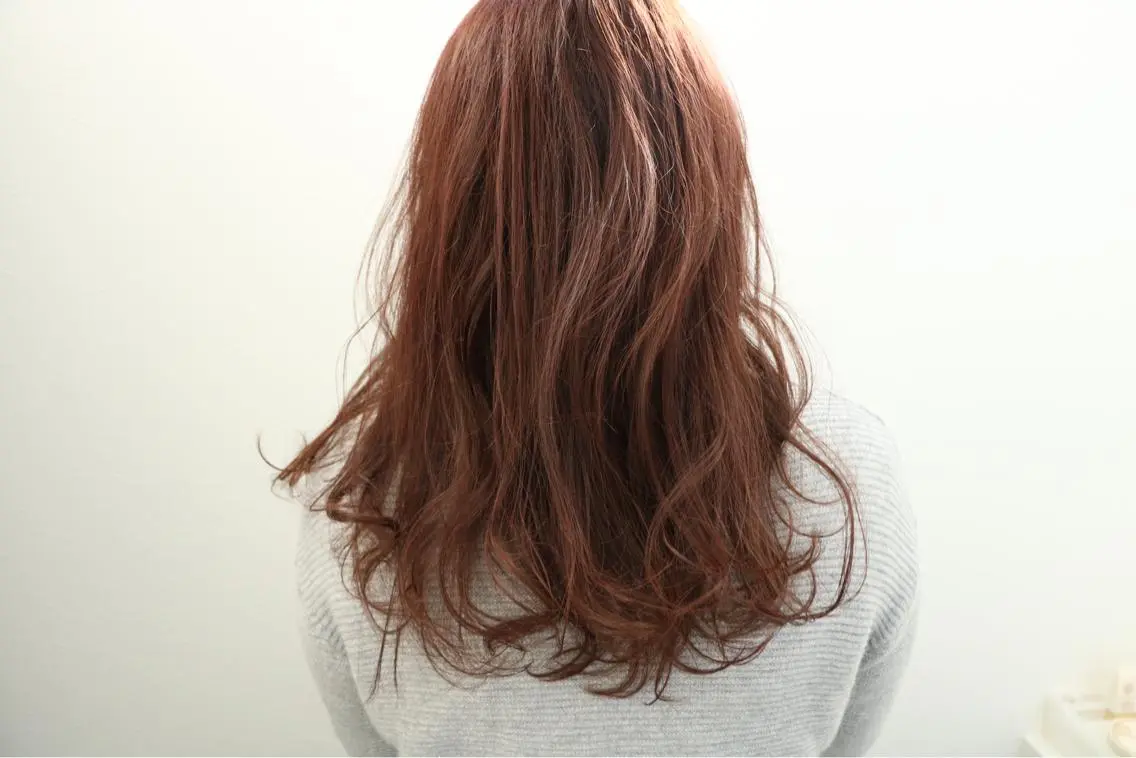セミロング ロング カラー ピンクカラー soins de MaLilyのヘアスタイル