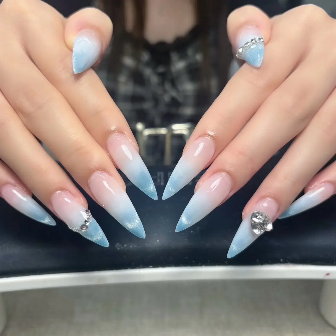ネイル ハンドネイル Rui🌺 Novaのネイルデザイン