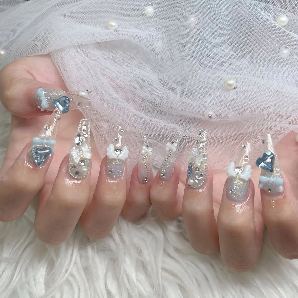 ネイル オーロラネイル 長さ出し フラッシュネイル フレンチネイル ジェルネイル ハンドネイル ハンドケア CiCi Nail Salonのネイルデザイン