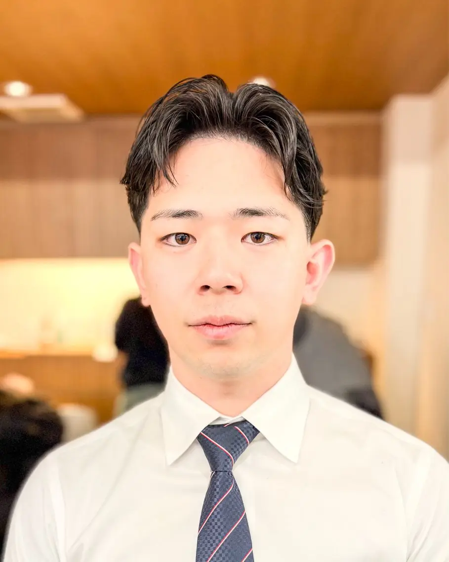 ショート パーマ メンズ ビジネス 縮毛矯正 カット 縮毛矯正 【メンズ縮毛矯正】 FILMS  軍司のヘアスタイル
