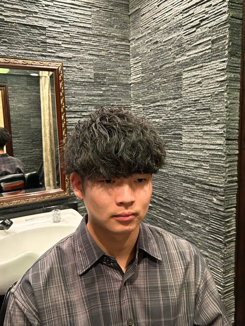 パーマ メンズ 西本 健斗のヘアスタイル