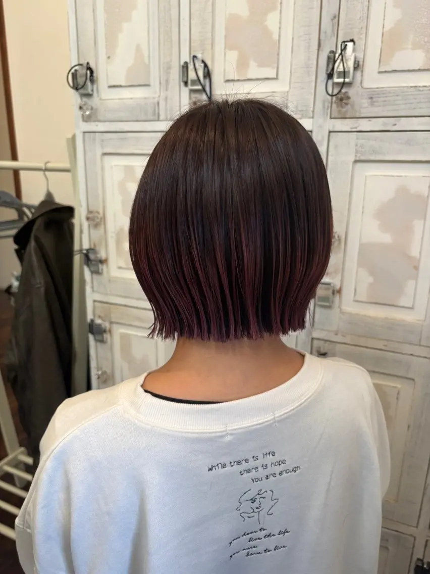 ショート カラー ルプラボウ/中村潤菜 /ボブヘアのヘアスタイル