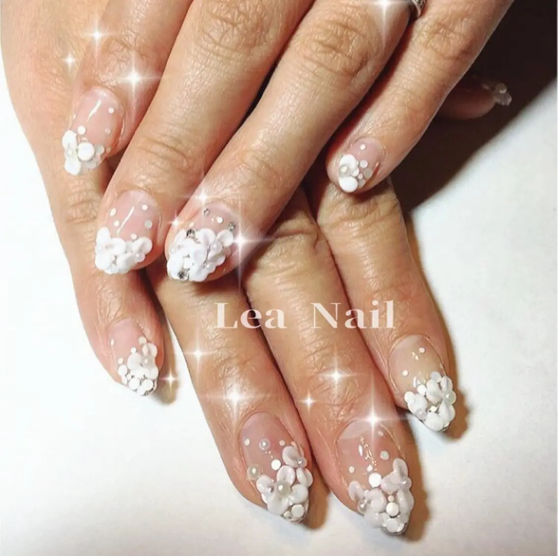ネイル フラワーネイル ブライダルネイル Lea Nailのネイルデザイン