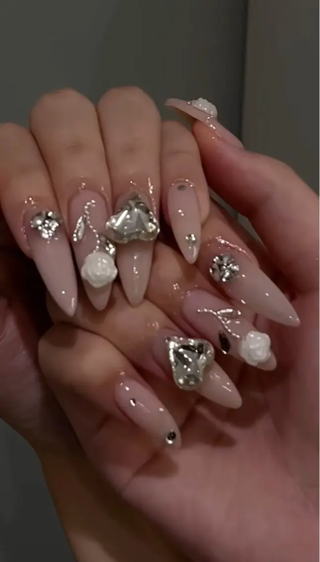 ネイル クリアネイル 長さ出し フラッシュネイル フレンチネイル ジェルネイル ハンドネイル kana nailのネイルデザイン