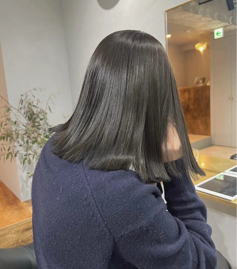 ミディアム カラー グレージュ オリーブグレージュ オリーブグレー カット ヘアカラー トリートメント akane/ボブ /ブラウンベージュのヘアスタイル