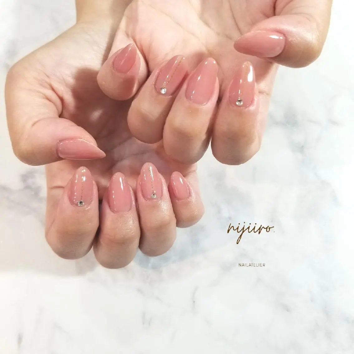 ネイル ハンドネイル nijiiro🌈 サトウのネイルデザイン