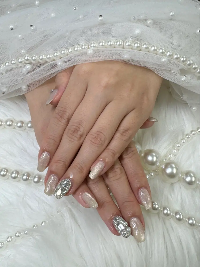 ネイル アートネイル フットネイル フレンチネイル ジェルネイル ガラスフレンチ Queeens nailのネイルデザイン