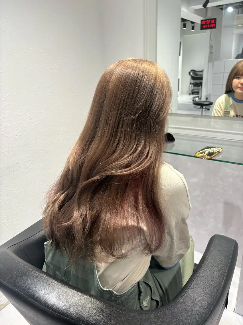 ロング カラー ブリーチ ケアブリーチ イヤリングカラー 髪質改善 表参道♡暗髪♡ 艶カラー♡アユミのヘアスタイル