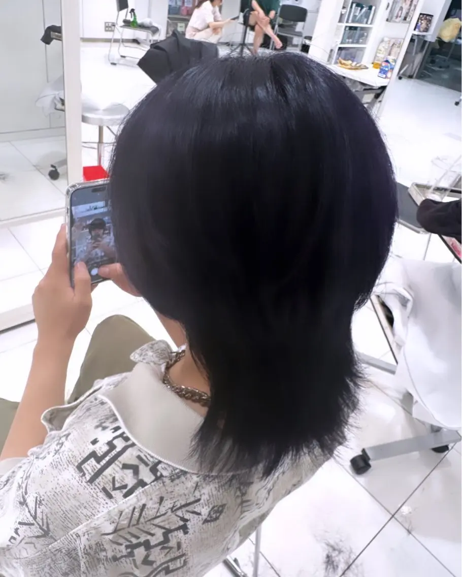 カラー ブリーチ ネイビーカラー バイオレットカラー natsumi♡/ nene副店長のヘアスタイル