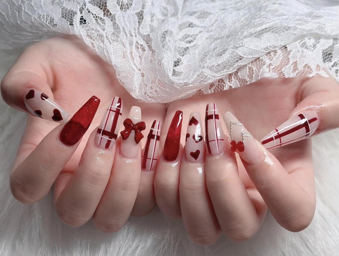 ネイル フレンチネイル ジェルネイル ハロウィン 韓国ネイル マグネットネイル ハンドネイル H.baby Nail Salonのネイルデザイン