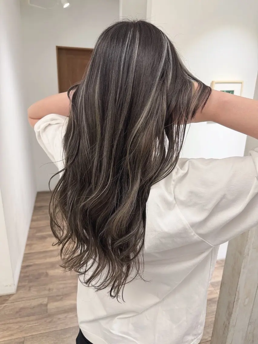 ロング カラー ヘアカラー トリートメント ハイライト⭐️上野 高広のヘアスタイル