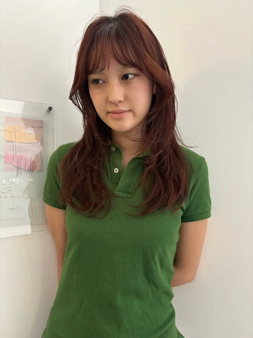 ミディアム レイヤーカット ⭐️グレージュカラー ⭐️ななみのヘアスタイル