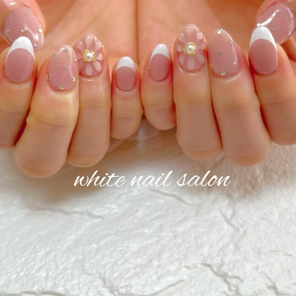 ネイル フットネイル ジェルネイル ハードジェル ラメ(グリッター) 持ち込み ハンドネイル white nail salonのネイルデザイン