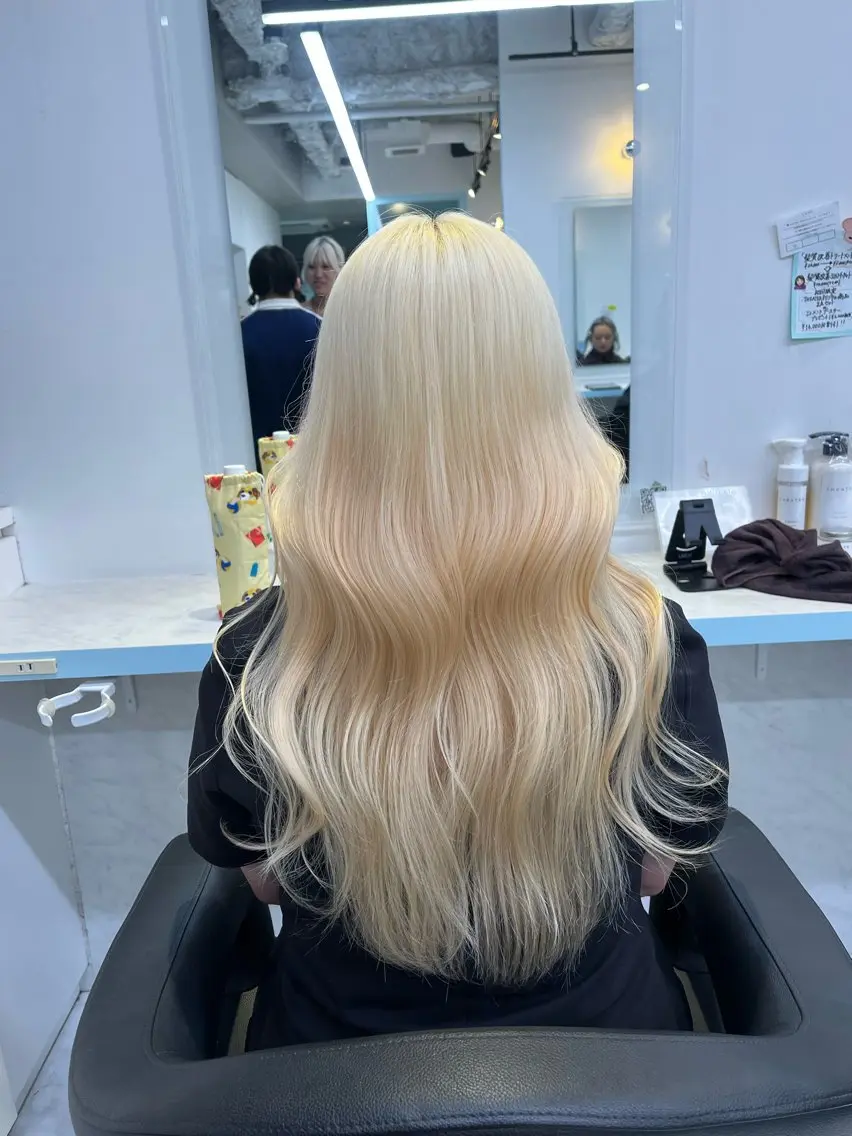 ロング カラー ヘアカラー トリートメント ブリーチカラー 🩵MIZUKIのヘアスタイル