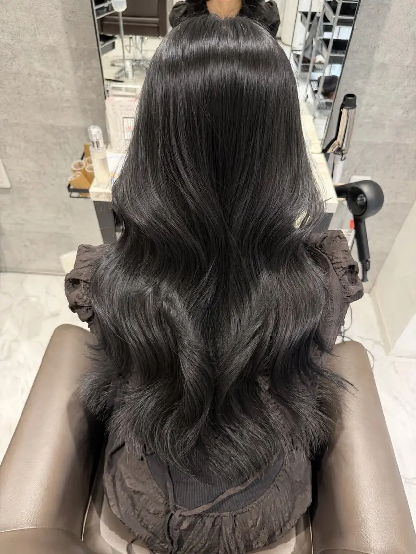 ロング カラー ダークグレー ダークグレージュ グレージュ カット ヘアカラー Grow by NYNY 打越裕樹のヘアスタイル