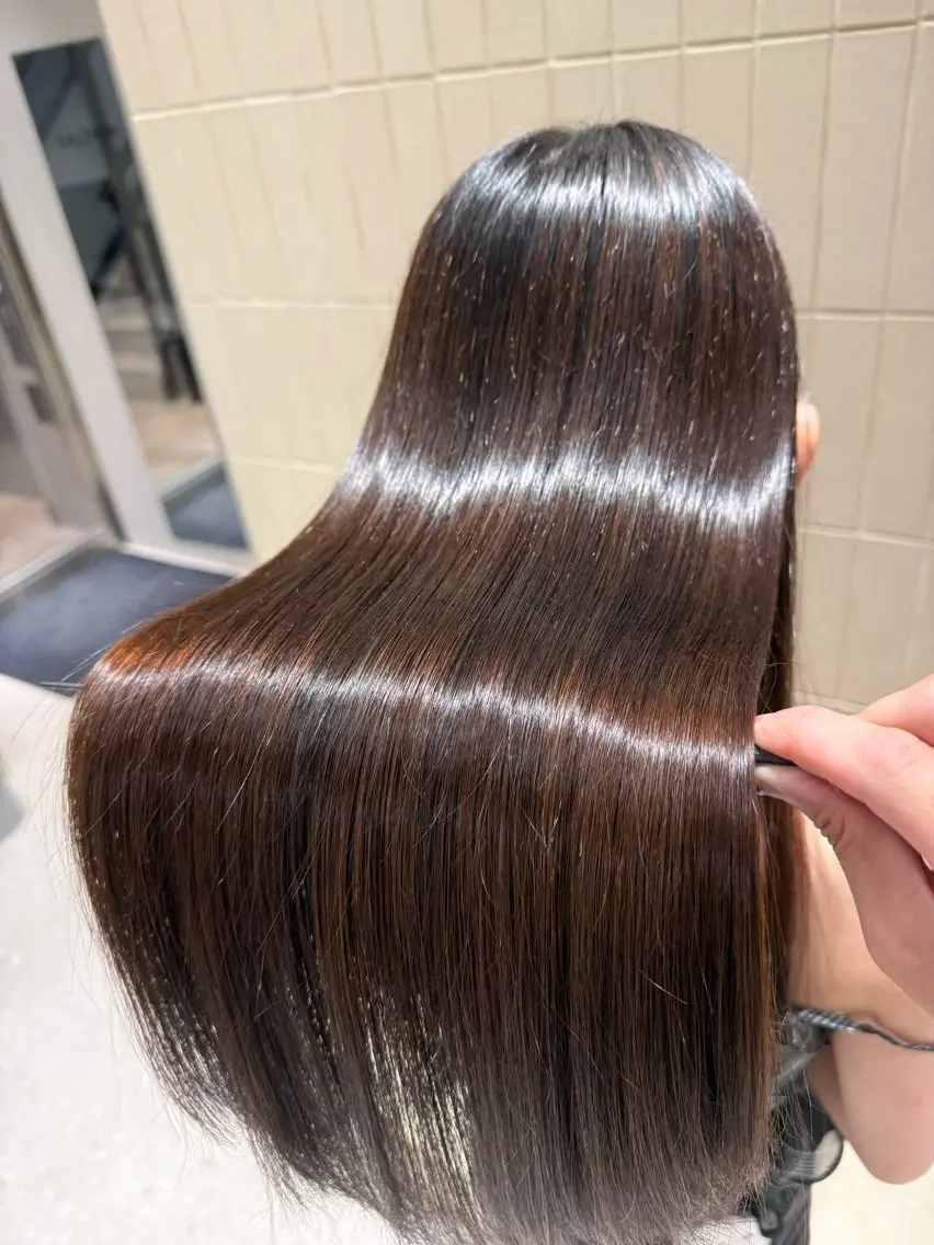 ロング カラー パーマ ヘアアレンジ 透明感カラー 縮毛矯正 ストレートパーマ ヘアカラー 縮毛矯正 トリートメント 縮毛矯正/髪質改善/ ブリーチ毛/木元渓太のヘアスタイル