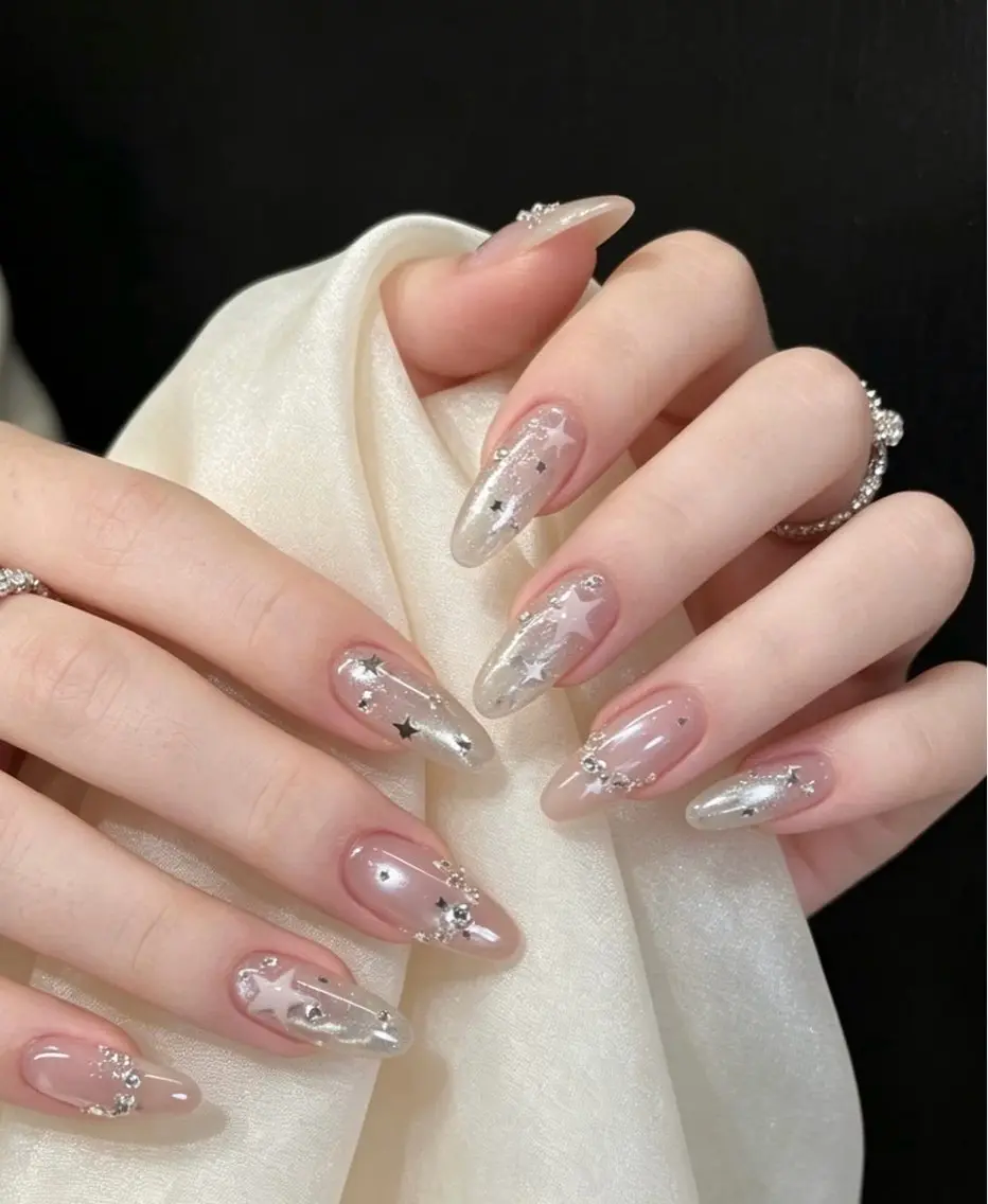 ネイル ジェルネイル キラキラネイル 韓国ネイル マグネットネイル オフィスネイル ハンドネイル Yoxie Nailのネイルデザイン