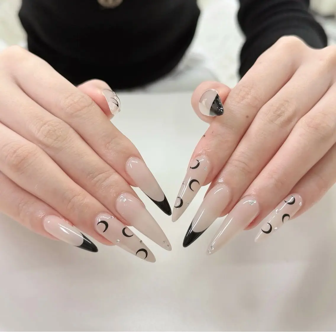 ネイル V Nail salonのネイルデザイン