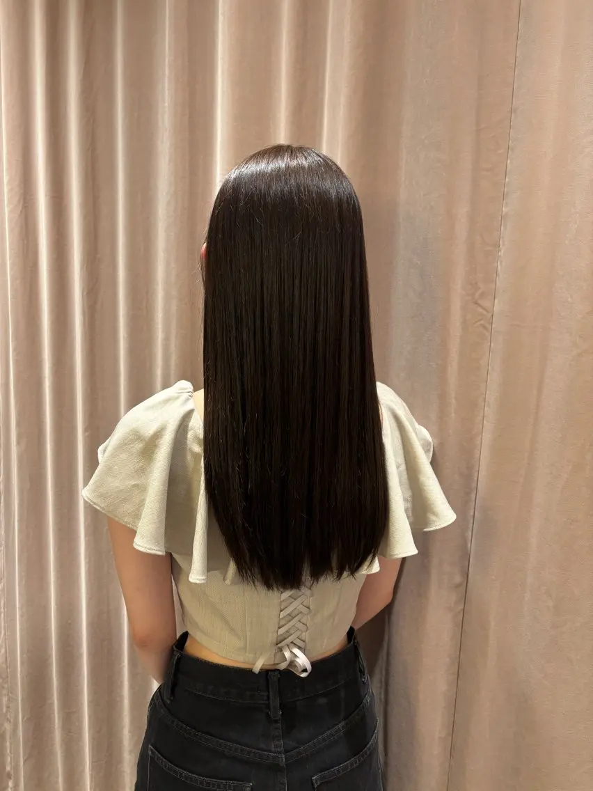 ロング カラー ベージュカラー 透明感カラー オリーブベージュ ヘアカラー 美月 🌙のヘアスタイル