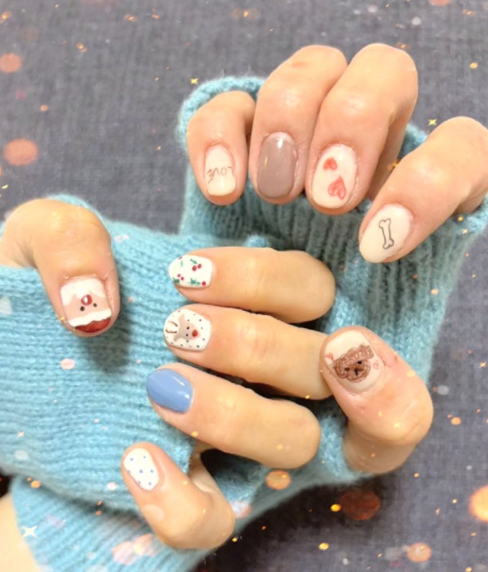 カラー ゆりか︎💕池下🧸 ゆるふわ ︎☁️のネイルデザイン