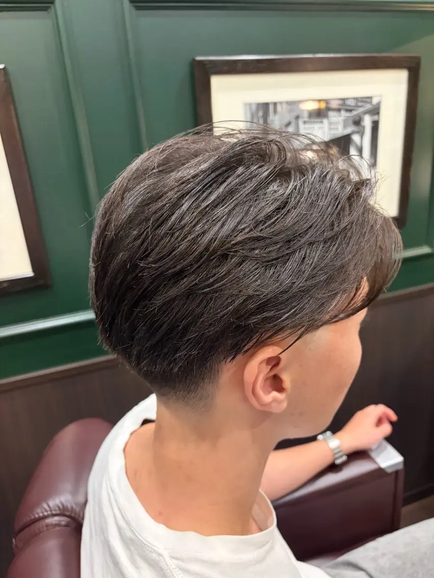 ミディアム 巽 嶺太のヘアスタイル