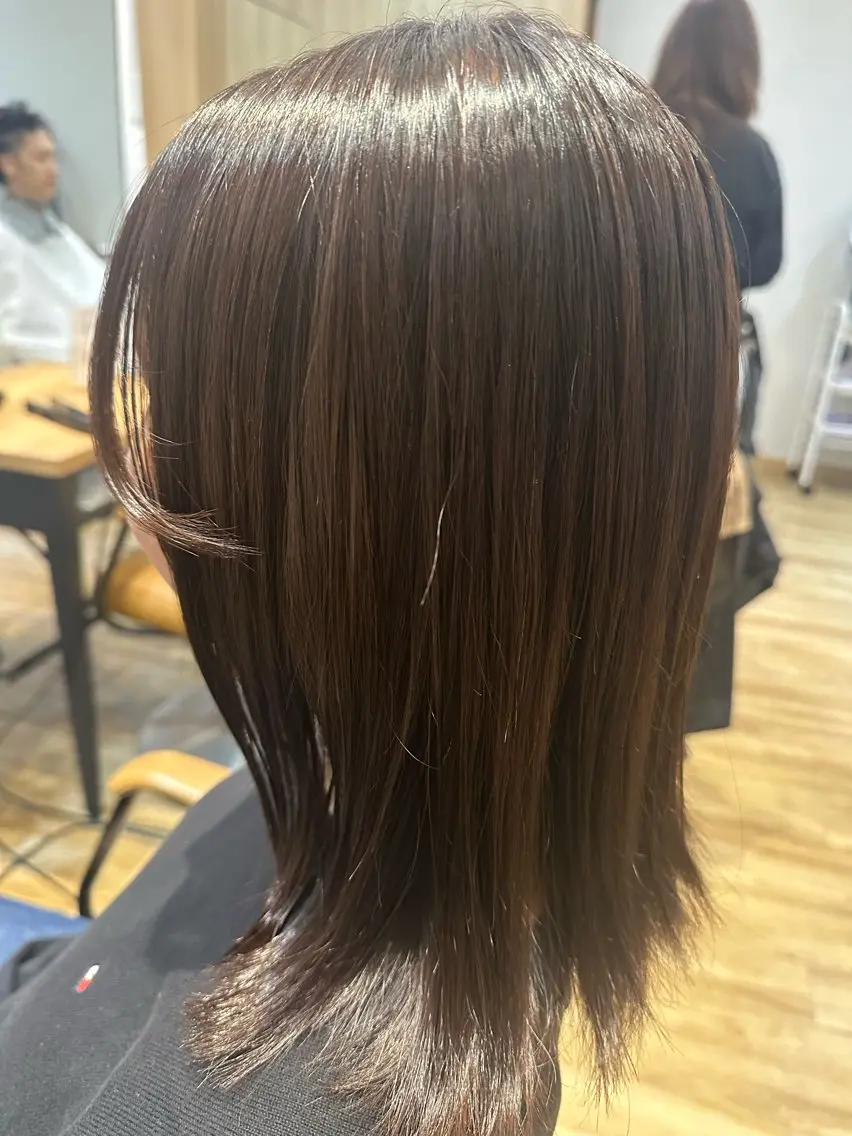 ミディアム パーマ 外ハネヘア カット ヘアカラー 縮毛矯正 トリートメント ✨✂️Nori ✂️✨のヘアスタイル