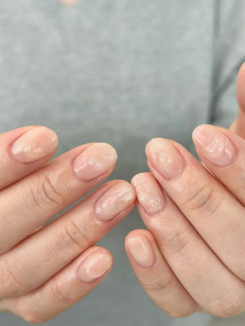 ネイル ニュアンスネイル ぷっくりネイル 𓂃toi. 儚げnuanceのネイルデザイン