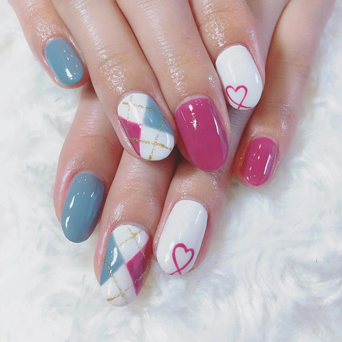 ネイル 持ち込み バレンタイン ハンドネイル MISAKO nailのネイルデザイン