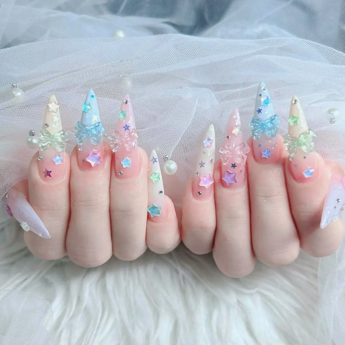 ネイル フットネイル フレンチネイル グラデーション 韓国ネイル ロングネイル ハンドネイル Hot Nail Salonのネイルデザイン