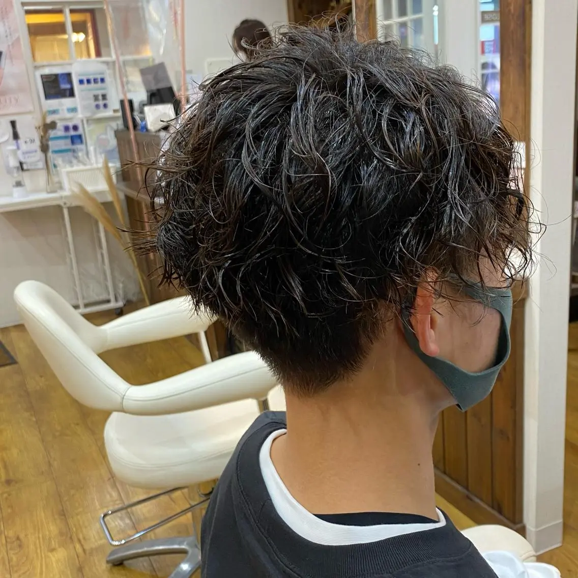 ショート パーマ メンズ 原田 涼矢のヘアスタイル