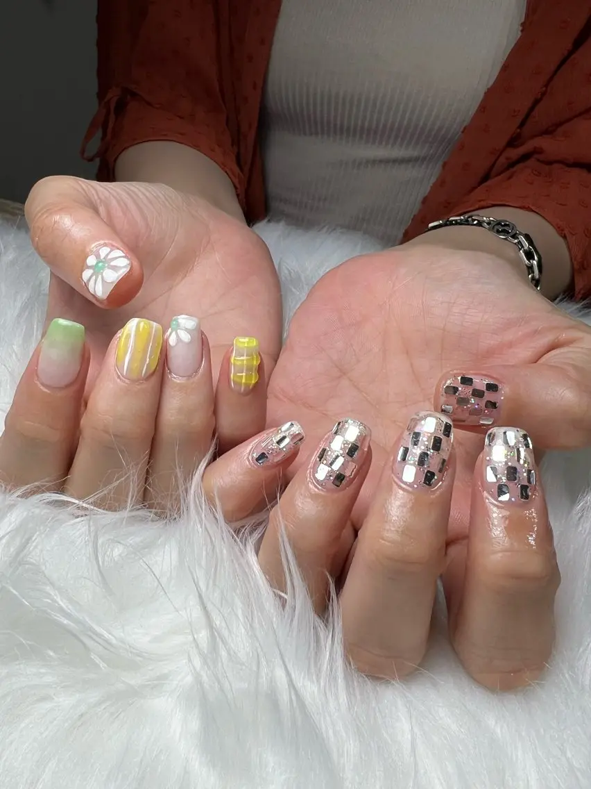 ネイル ハンドネイル フットネイル Sun nail ...ayaのネイルデザイン