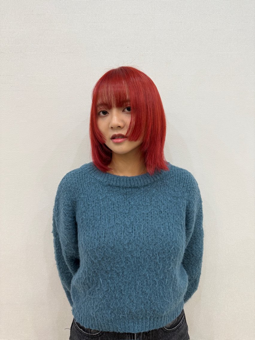 ミディアム カラー 山際 樹璃のヘアスタイル