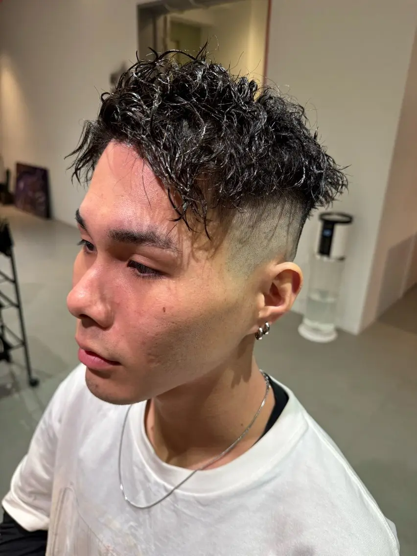ショート パーマ メンズ カット パーマ Mizuki Yajimaのヘアスタイル