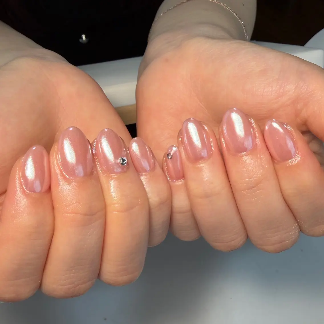 ネイル マグネットネイル オフィスネイル ワンカラーネイル ピンク シンプルネイル ハンドネイル プライベートサロン NAIL BY YUのネイルデザイン