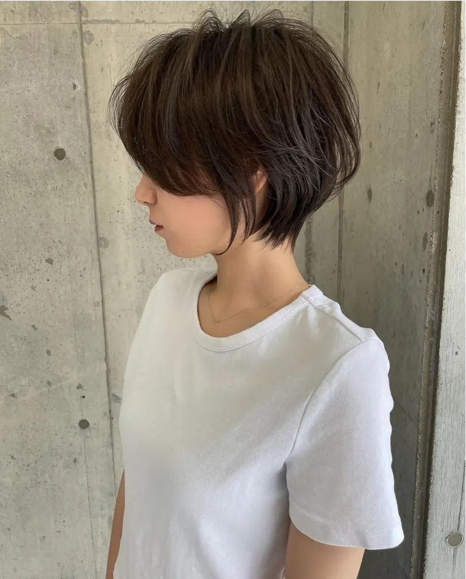 ショート ショートボブ 韓国風カラー ボブ くびれヘア エギョモリ ボブ/顔周りカット /縮毛矯正/鈴木隆太のヘアスタイル