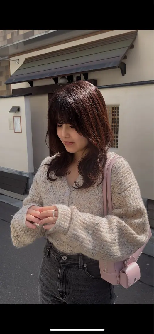 ミディアム くびれヘア 顔周りカット レイヤーカット SATO KUREA ✨のヘアスタイル