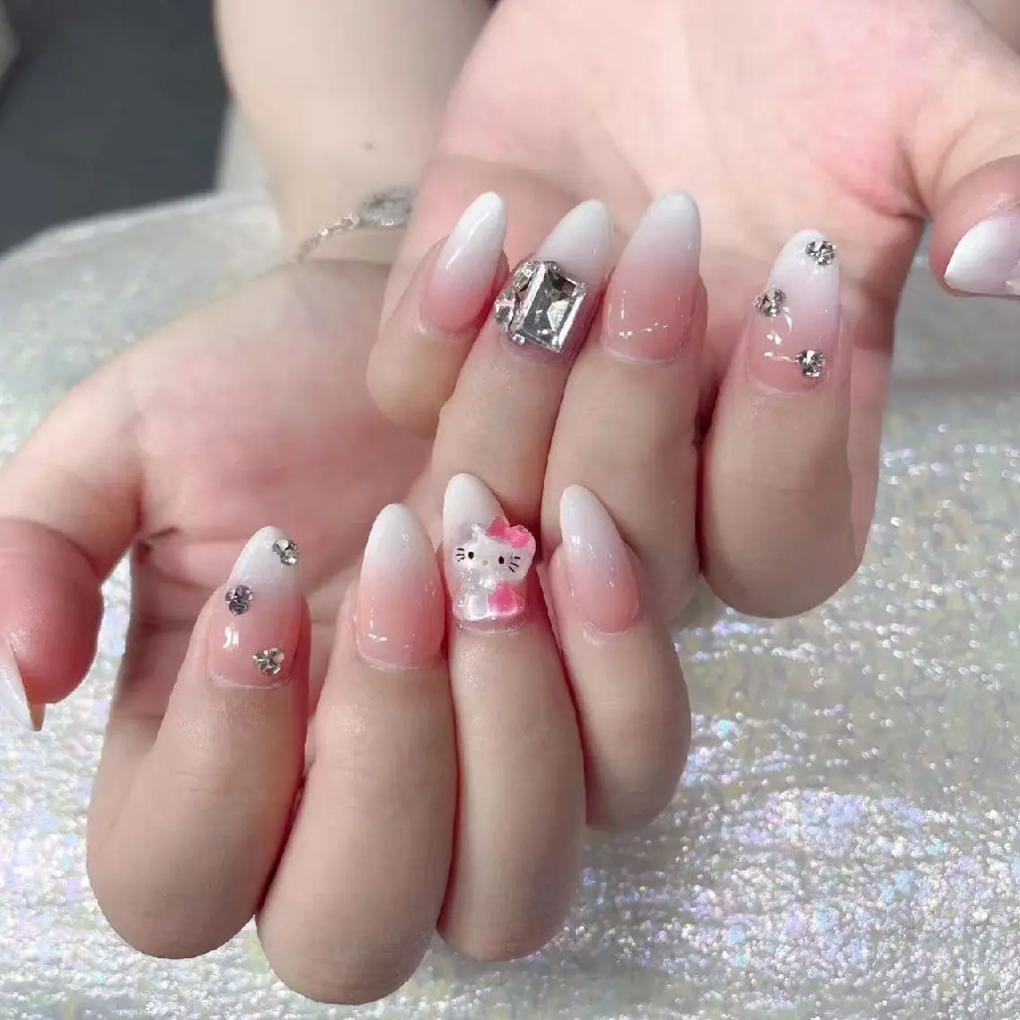 ネイル ハンドネイル Queen's ゆなのネイルデザイン