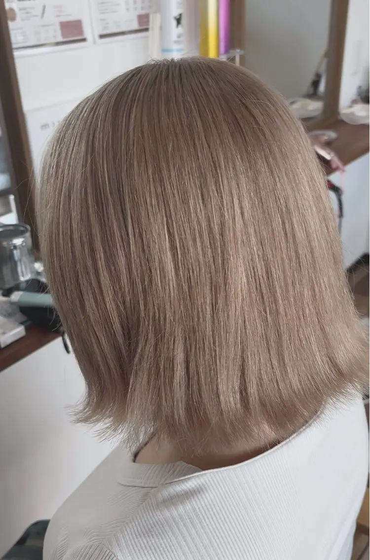 カラー ヘアカラー hairs 897のヘアスタイル