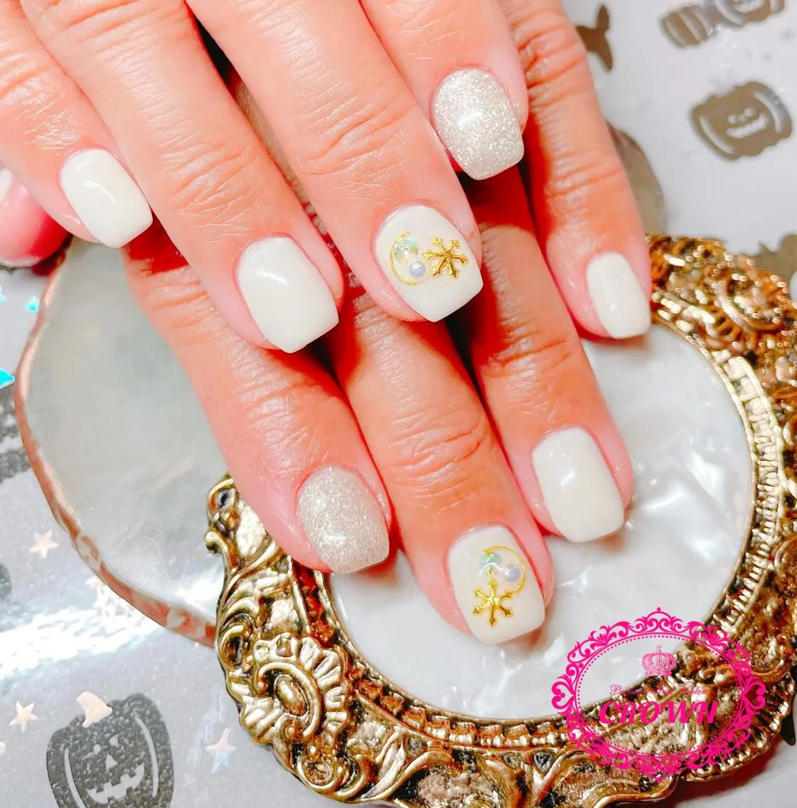 ネイル ハンドネイル CROWN プライベートサロンのネイルデザイン
